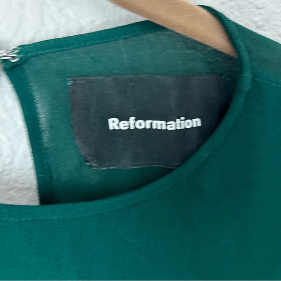 Reformation Mayra Dress in Emerald - Picture 3 of 6
